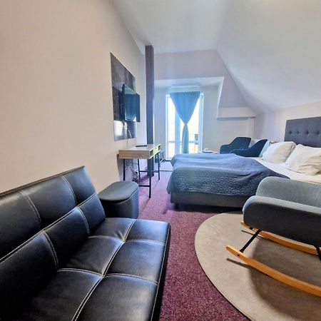 Family Hotel Maxim Beroun  Zewnętrze zdjęcie