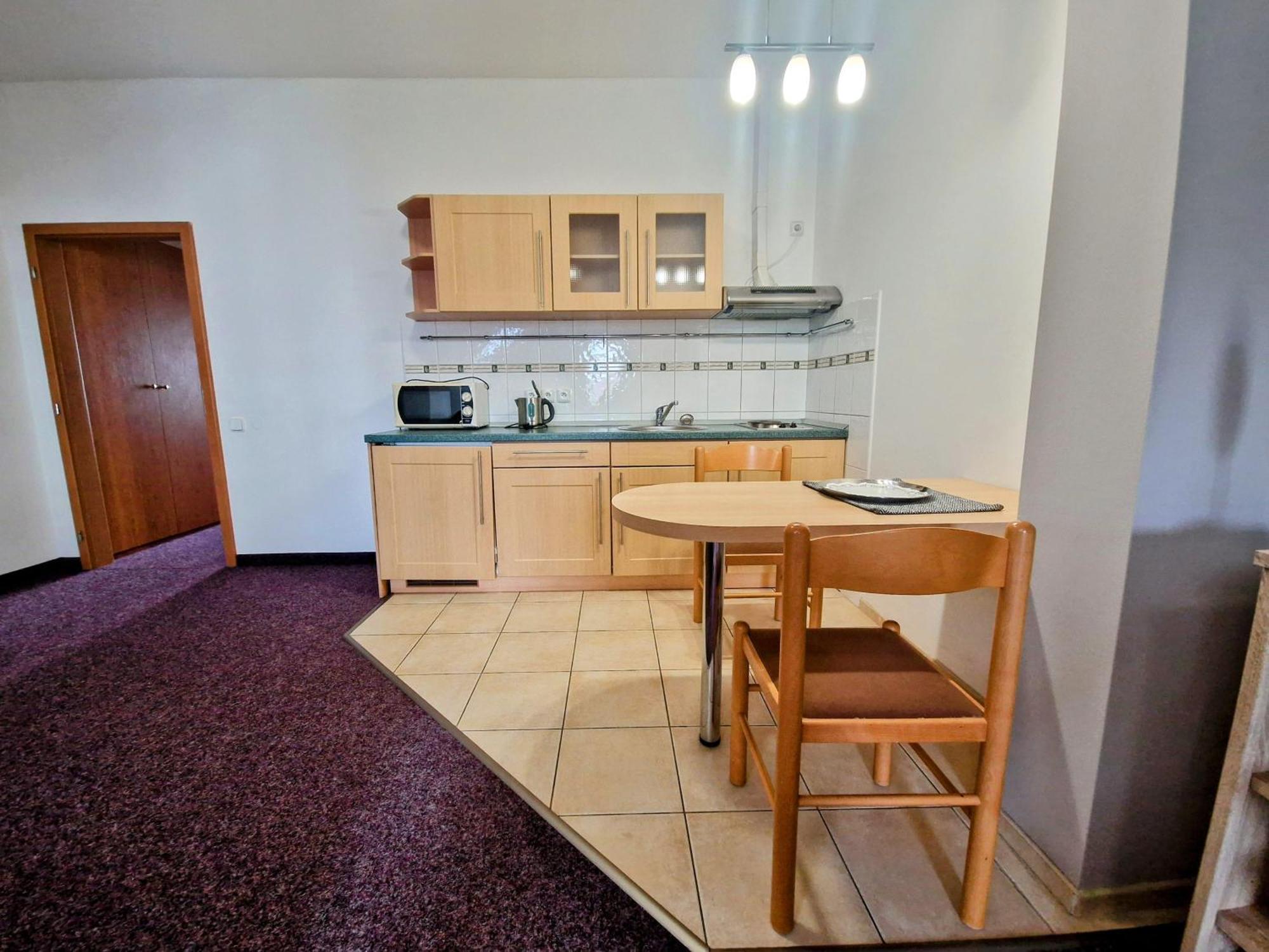 Family Hotel Maxim Beroun  Zewnętrze zdjęcie