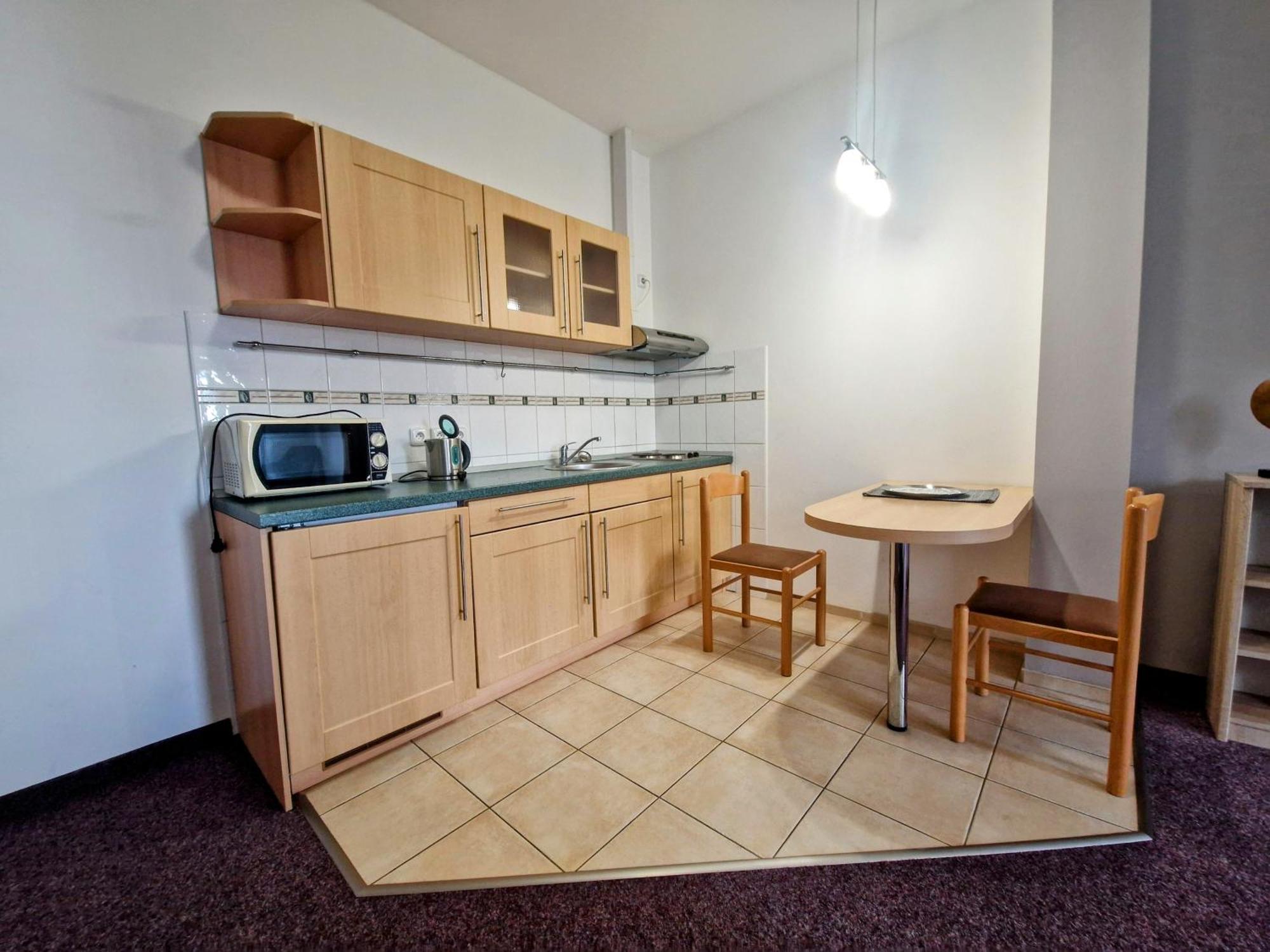 Family Hotel Maxim Beroun  Zewnętrze zdjęcie