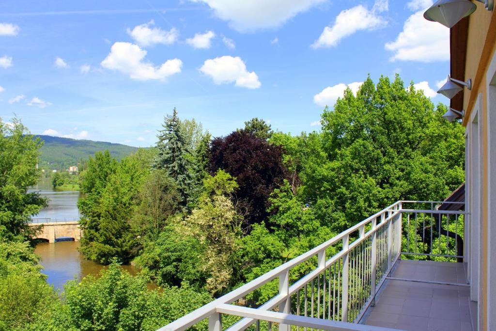 Family Hotel Maxim Beroun  Zewnętrze zdjęcie